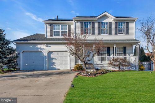 12 Fawn Hollow Rd, Burlington, NJ, 08016-3864 | Card Image