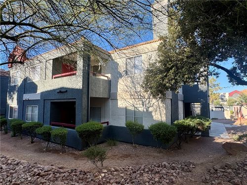 2161-8600 W Charleston Boulevard, Las Vegas, NV, 89117 | Card Image