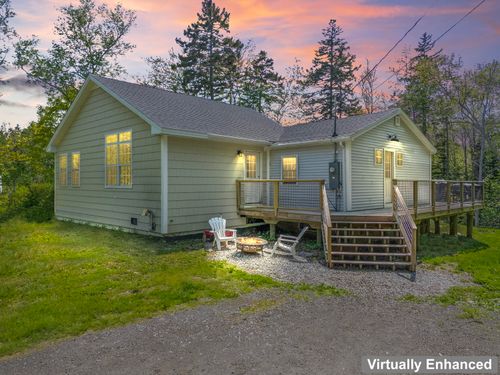 665 Hendricks Hill Road, Southport, ME, 04576 | Card Image