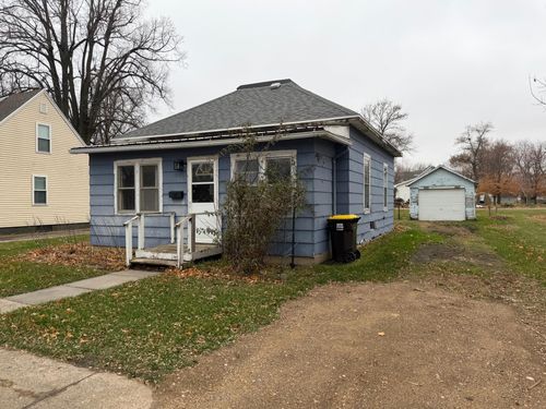 536 Cedar Ave, Westbrook, MN, 56183-9626 | Card Image