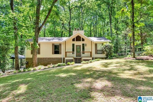 2808 Shirley Dr, Moody, AL, 35004-3407 | Card Image