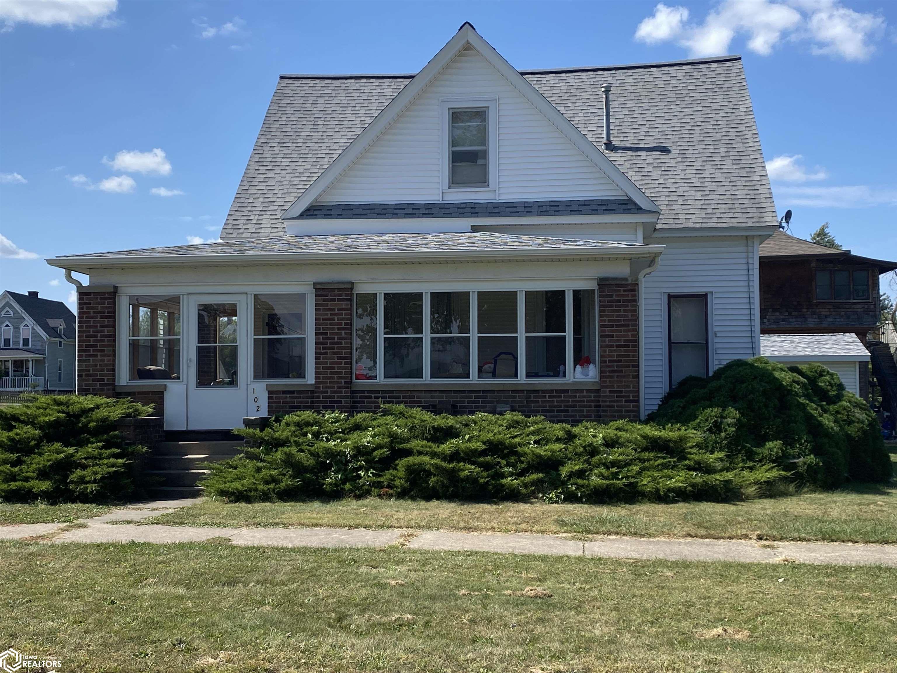 5th St, Marshalltown, IA 50158