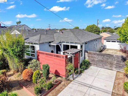 645 31st St, Richmond, CA, 94804-1529 | Card Image