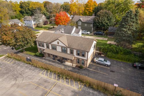 apt-1n-131 Newberry Ave, Libertyville, IL, 60048-1970 | Card Image