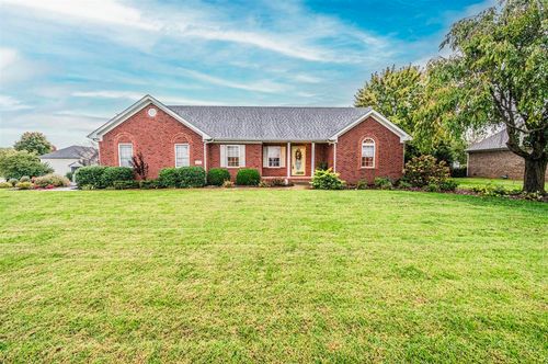 681 Masters Way, Bowling Green, KY, 42104-8586 | Card Image