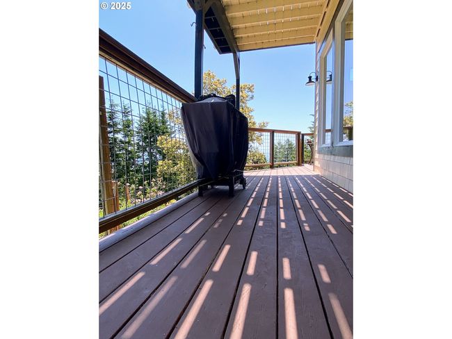 97661 Marina Heights Loop, House other with 3 bedrooms, 3 bathrooms and 2 parking in Brookings OR | Image 12