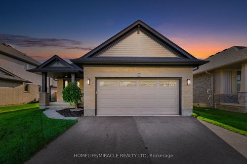 7 Curren Cres, Tillsonburg, ON, N4G0J3 | Card Image