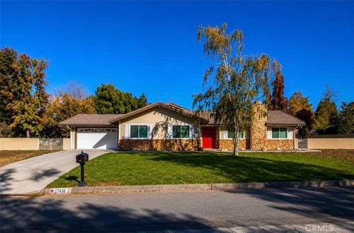13445 Oak Mesa, Yucaipa, CA, 92399 | Card Image