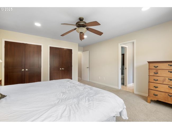 17810 Sarah Hill Ln, House other with 4 bedrooms, 3 bathrooms and 2 parking in Lake Oswego OR | Image 22