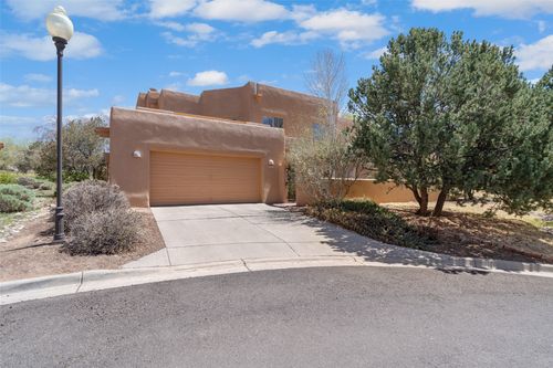 unit-627-3101 Old Pecos Trl, Santa Fe, NM, 87505-9540 | Card Image