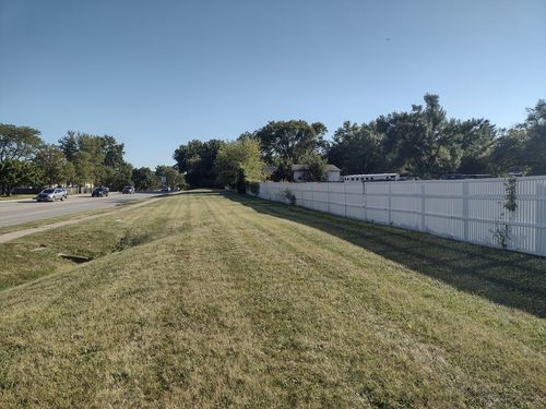 27W270 Jefferson St, West Chicago, IL, 60185-1569 | Card Image