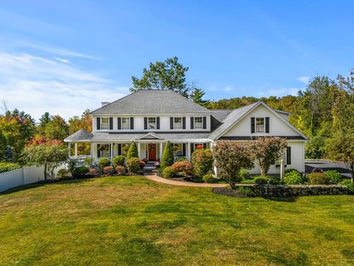 100 Chestnut Hill Rd, Amherst, NH, 03031-1519 | Card Image