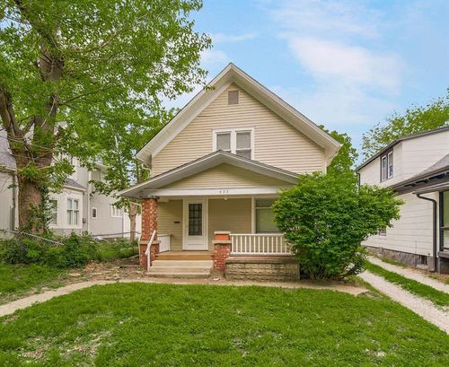 635 S Fuller Ave, Independence, MO, 64052-4030 | Card Image