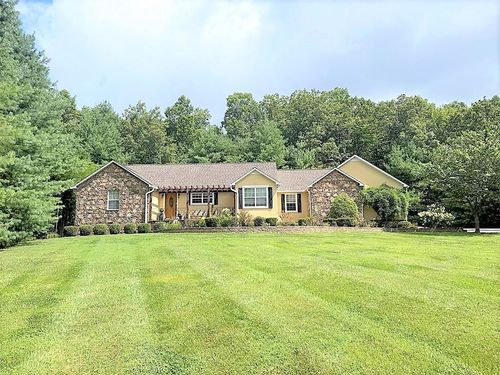 41 Tower Pl, Monterey, TN, 38574-7016 | Card Image