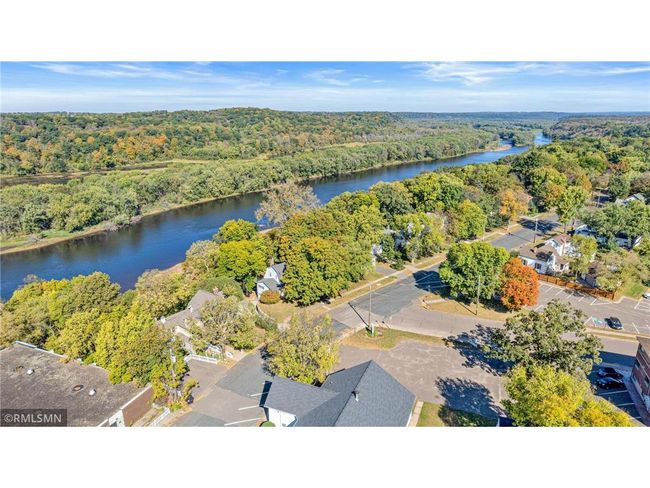 305 A River St, House other with 8 bedrooms, 9 bathrooms and 3 parking in OSCEOLA WI | Image 7