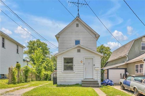 315 Plymouth Ave, Girard, OH, 44420-3249 | Card Image