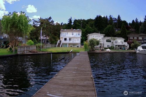 9942 Rainier Avenue S, Seattle, WA, 98118 | Card Image