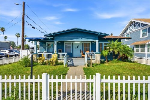 117 E Sycamore St, Anaheim, CA, 92805-2716 | Card Image