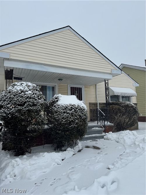 13809 Christine Ave, Garfield Heights, OH, 44105-7053 | Card Image