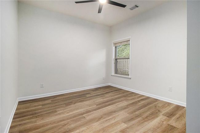 218 3 Rd Ave, House other with 5 bedrooms, 3 bathrooms and 2 parking in Avondale estates GA | Image 17