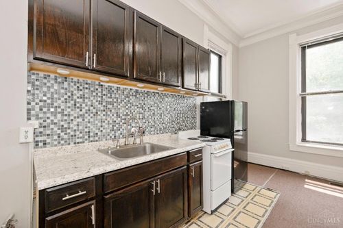 120 Lyon St, Cincinnati, OH, 45219 | Card Image