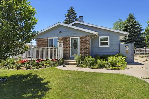 6924 Whitewater St, Caledonia, WI, 53402-1460 | Card Image