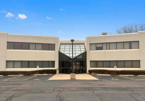 651 W Terra Cotta Avenue, Crystal Lake, IL, 60014 | Card Image