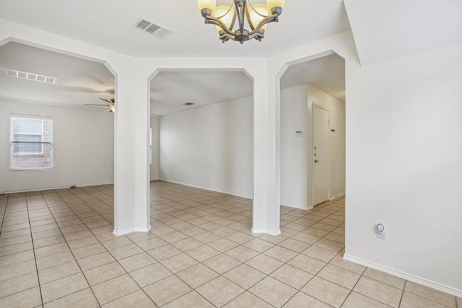 13413 Lismore Ln, House other with 4 bedrooms, 3 bathrooms and 4 parking in Pflugerville TX | Image 7