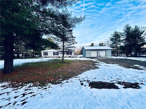 10481 Knowlton Rd, Garrettsville, OH, 44231-9217 | Card Image