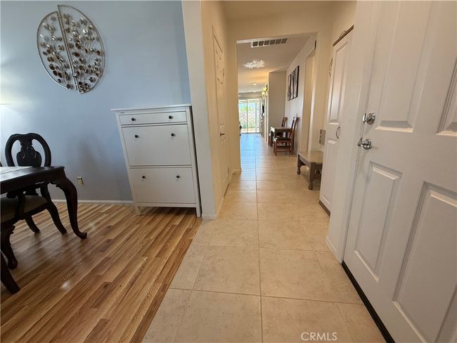 338 Linnea Flds, House other with 2 bedrooms, 2 bathrooms and 2 parking in Beaumont CA | Image 8