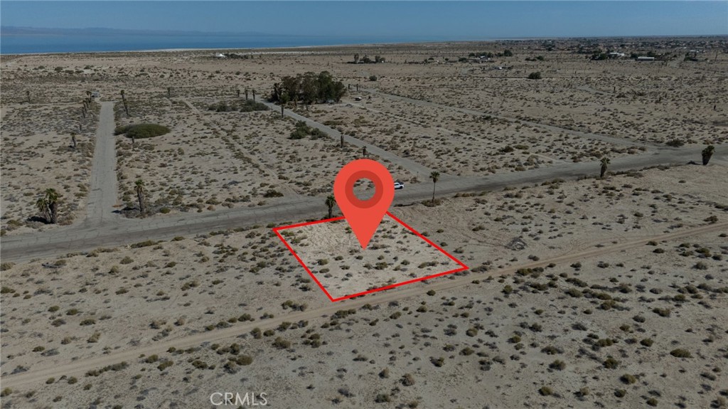 Land in Thermal 4