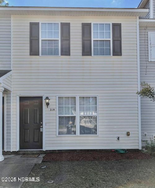 319 Bracken Pl, Jacksonville, NC, 28540-5747 | Card Image