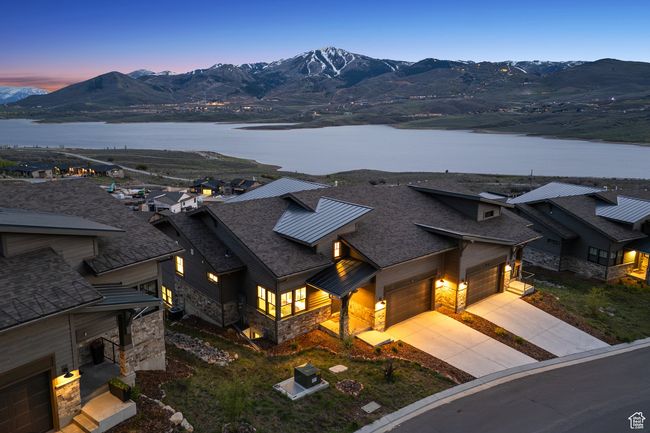 442 E Overlook Loop, Townhouse with 4 bedrooms, 5 bathrooms and 2 parking in Hideout UT | Image 23