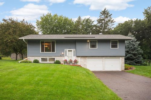 4025 Portland Ave, White Bear Tp, MN, 55110-4532 | Card Image