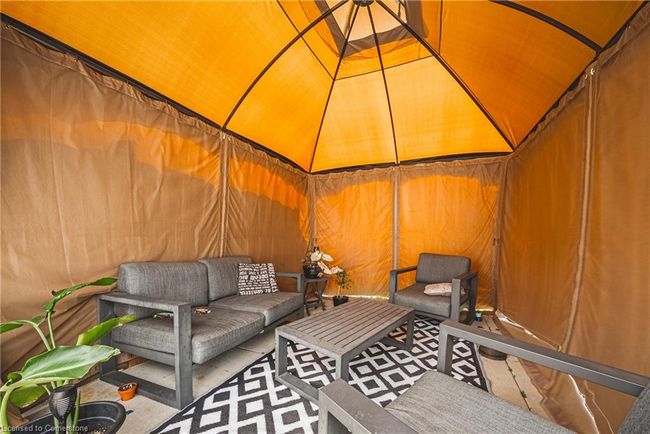 8258 Tulip Tree Dr, Townhouse with 3 bedrooms, 3 bathrooms and 2 parking in Niagara Falls ON | Image 18