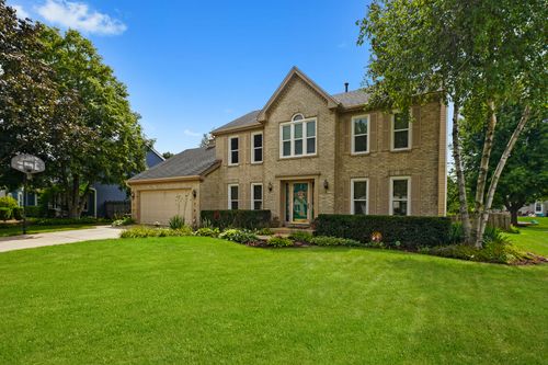 722 Maves Dr, Batavia, IL, 60510-4314 | Card Image