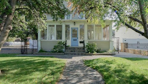 169 5 St Se, Medicine Hat, AB, T1A0M4 | Card Image