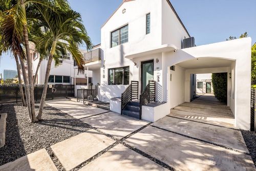 apt-1-7910 Byron Ave, Miami Beach, FL, 33141-1999 | Card Image