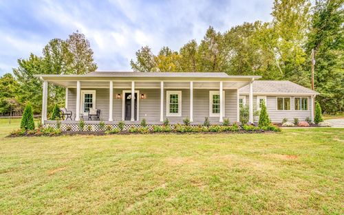 2100 Scrub Oak Rd, Mason, TN, 38049-5610 | Card Image