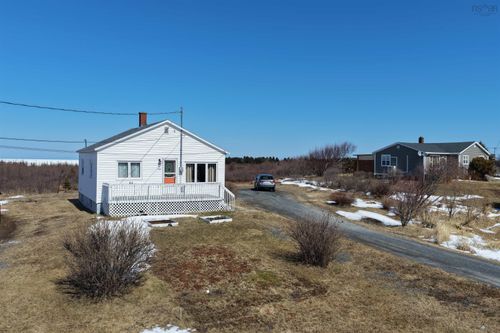 174 Maclean St, Donkin, NS, B1A6R3 | Card Image