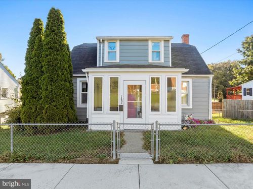 162 School St, ROMNEY, WV, 26757-1523 | Card Image