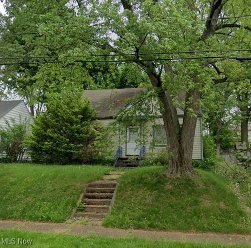 821 Cree Ave, Akron, OH, 44305-1201 | Card Image