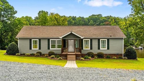 776 Lake Shore Ave, Lexington, NC, 27292-8237 | Card Image