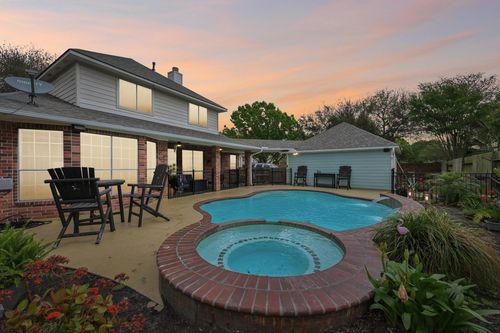 2202 Castle Bay Dr, League City, TX, 77573-6650 | Card Image