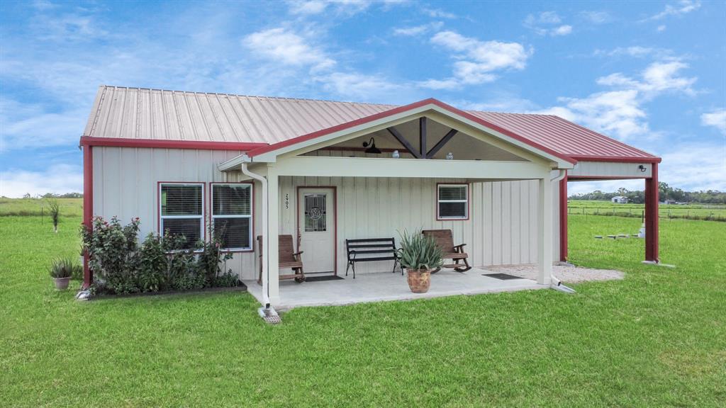 County Road 208 , Hallettsville, TX 77964