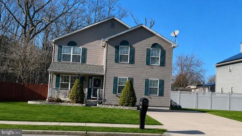 216 Franklin Ave, Berlin, NJ, 08009-8900 | Card Image