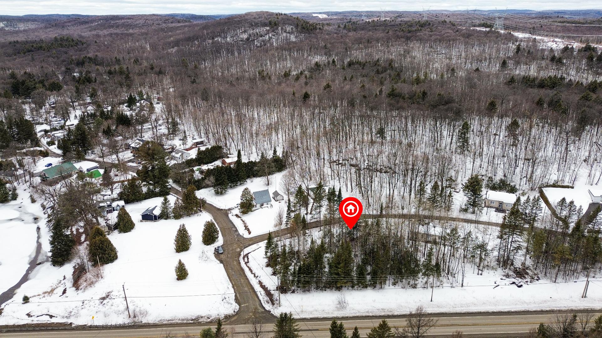 Land in Sainte-Julienne 4