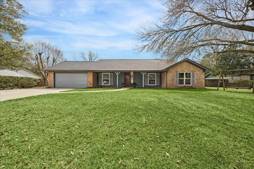 403 Colonial Drive, Friendswood, TX, 77546 | Card Image