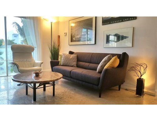 apt-406-1100 11th St, Miami Beach, FL, 33139-4884 | Card Image