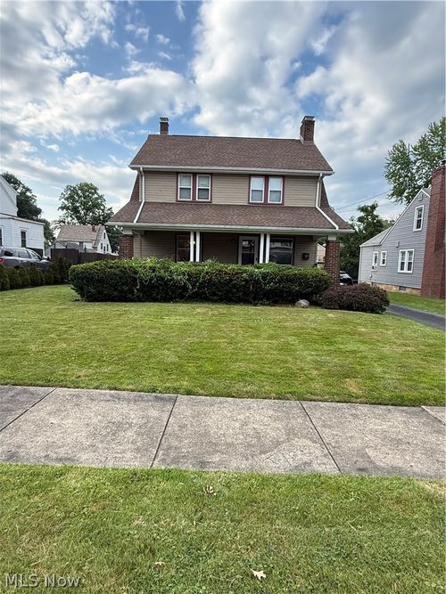 34 Maple Dr, Boardman, OH, 44512-1520 | Card Image